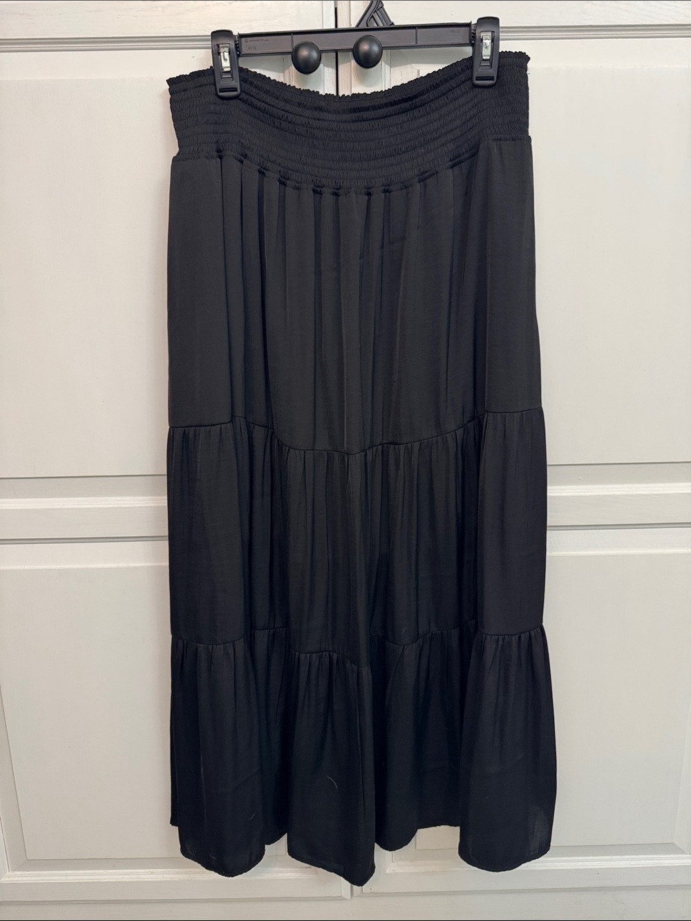 Black Tiered Maxi Skirt with Elastic Waist. Ren fair witchy. Size XL